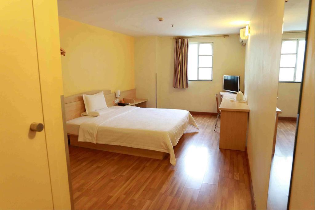 7Days Inn Foshan Dongfang Square Walmart Oda fotoğraf