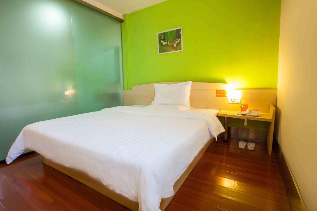 7Days Inn Foshan Dongfang Square Walmart Oda fotoğraf