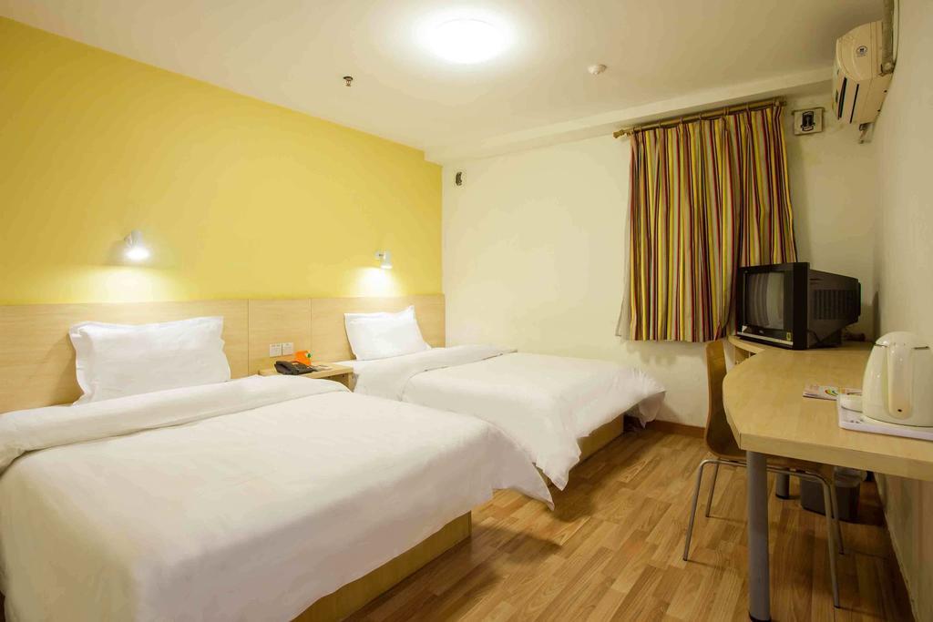 7Days Inn Foshan Dongfang Square Walmart Oda fotoğraf