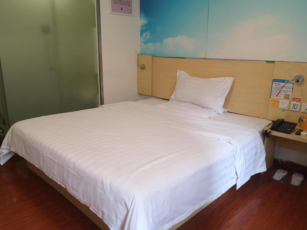 7Days Inn Foshan Dongfang Square Walmart Dış mekan fotoğraf
